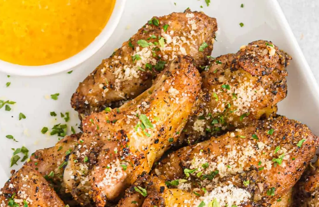 Parmesan Chicken Wings at Wingz in Regina, SK